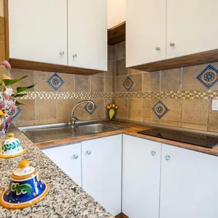 Vista Mare גיארדיני נאקסוס